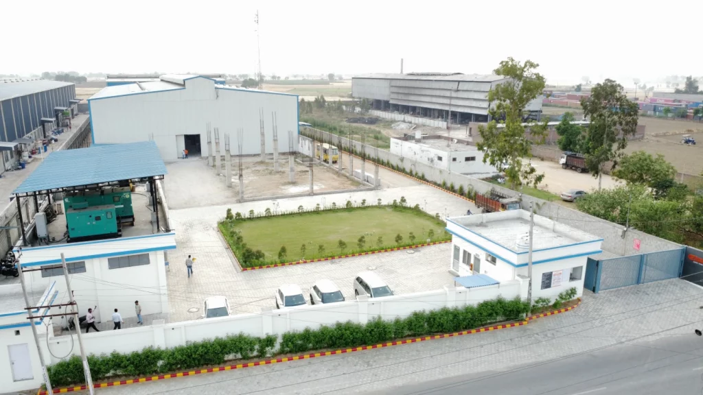 Durable frame scaffolding system for construction projects with strong steel support and easy assembly